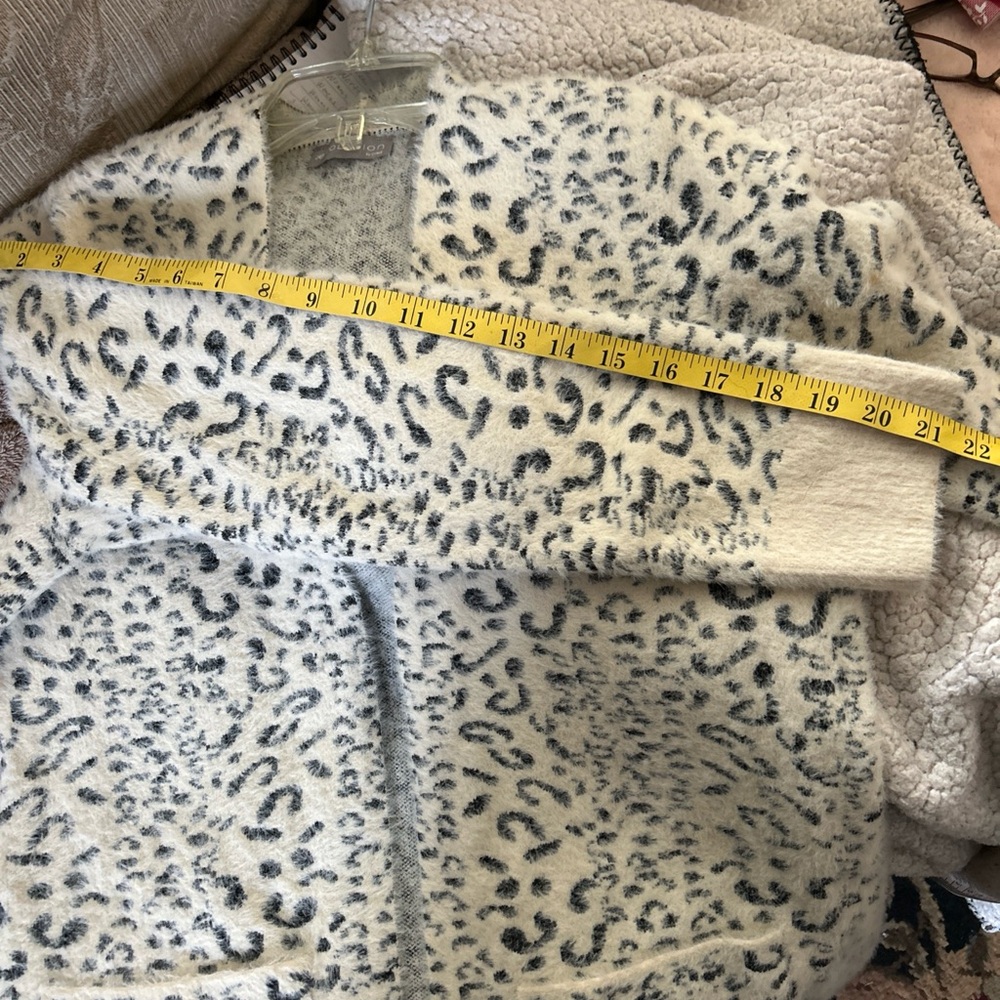 Evolution By Cyprus Leopard Print Open Front Pock… - image 7